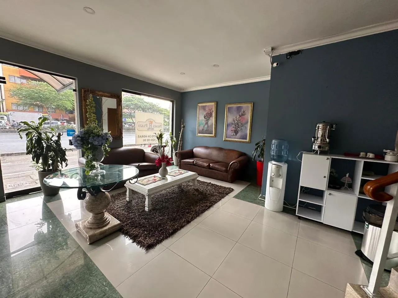 Hotel Prince Plaza Medellin 2*,  Colombia