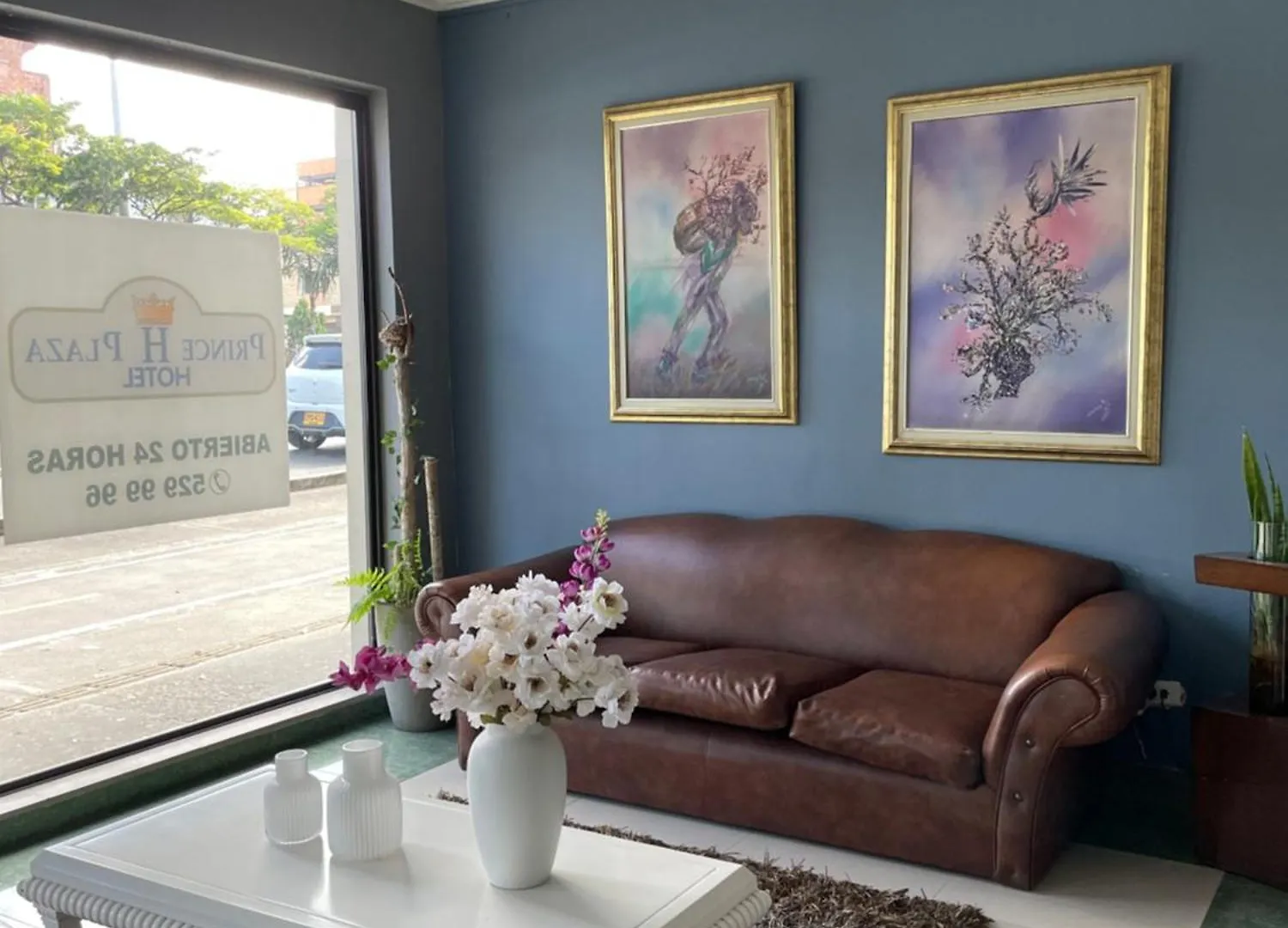 **  Hotel Prince Plaza Medellin Colombia