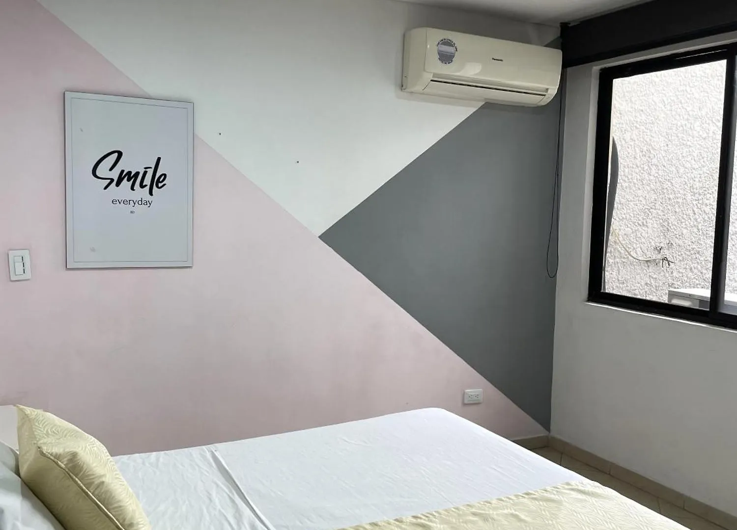 Hotel Prince Plaza Medellin 2*,  Colombia