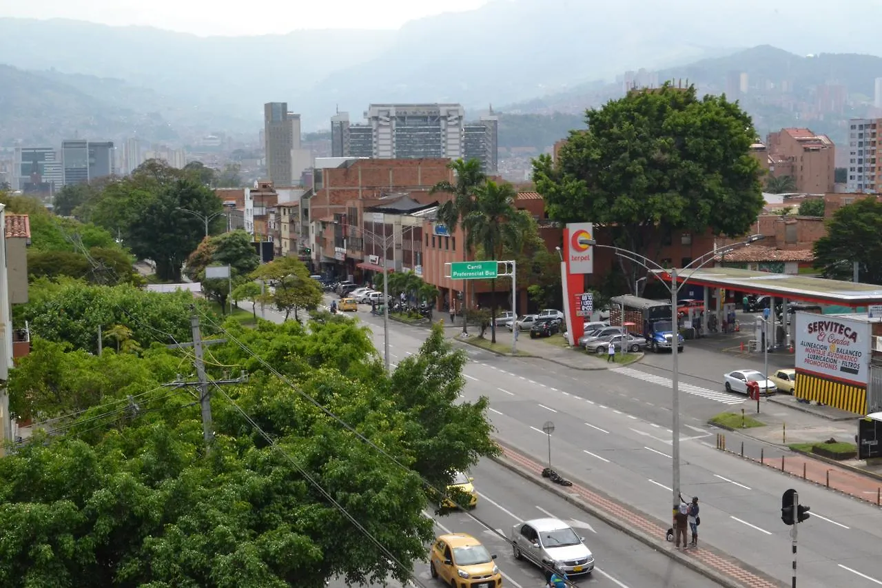 **  Hotel Prince Plaza Medellin Colombia